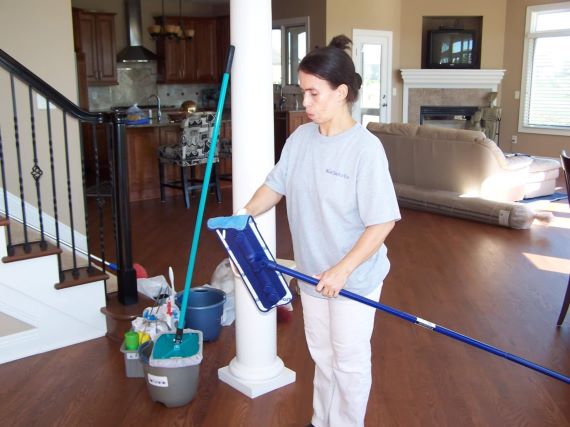 RECURRING CLEANING  DES PLAINES IL